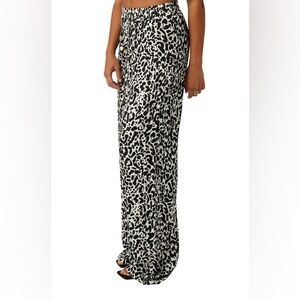 Printed cotton pant / comfy for daily wearing
100 % new